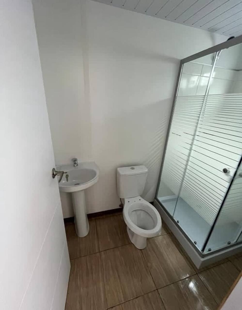 CONTENEUR 20 PIEDS MODÈLE DE MAISON