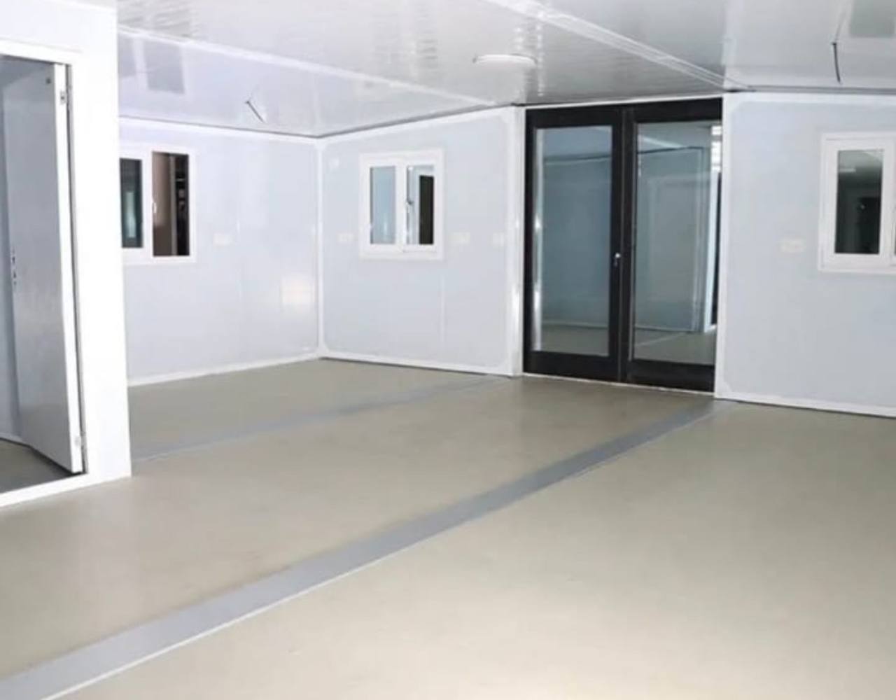 CONTENEUR DE BUREAU 32 m²